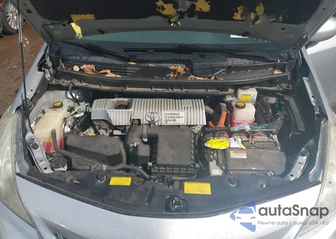 2013 Toyota Prius V Two from USA, damaged, VIN JTDZN3EU5D3262381